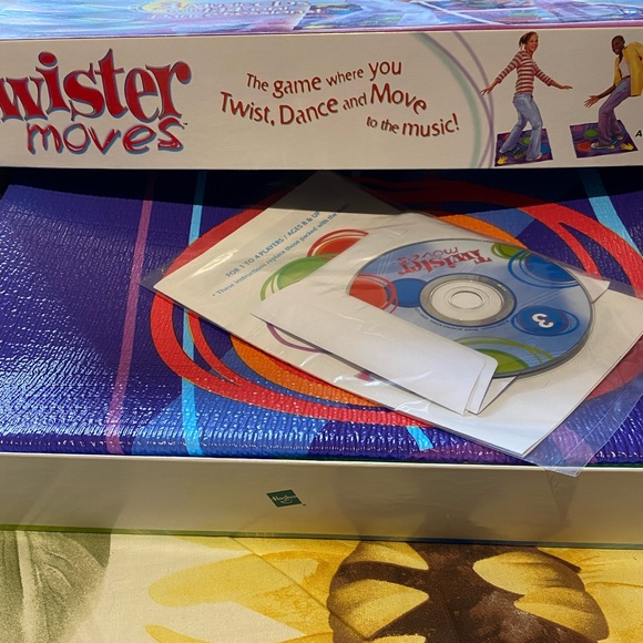 Games - Twister Moves - Picture 2 of 2